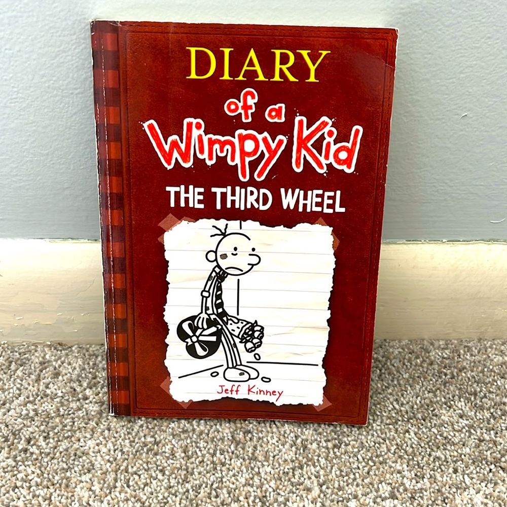 Diary of a wimpy kid‎ THE THIRD WHEEL
